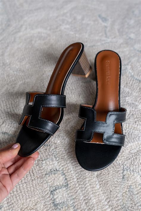 hermes look a like sandalen|Hermes immitation sandals.